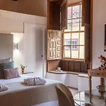 La Casa De La Camelia *