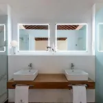 호텔 La Casa De La Camelia *