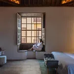 La Casa De La Camelia 호텔 *