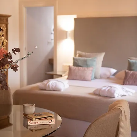 La Casa De La Camelia