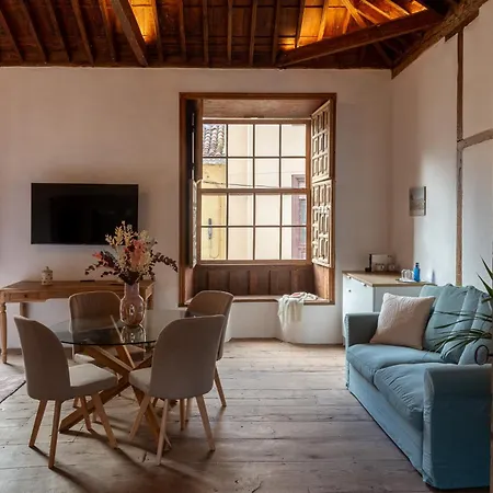 Hotel La Casa De La Camelia La Laguna (Tenerife)