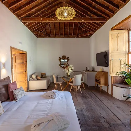 La Casa De La Camelia Szálloda La Laguna