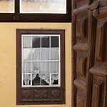 La Casa De La Camelia *