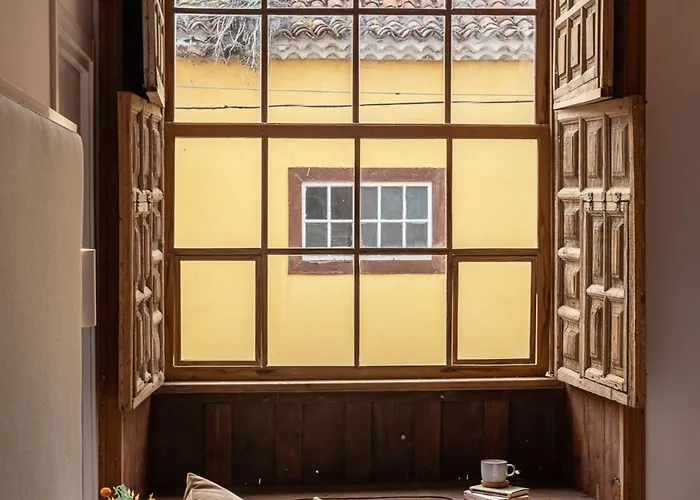 Hotel La Casa De La Camelia *