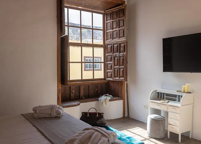 La Casa De La Camelia Hotel *