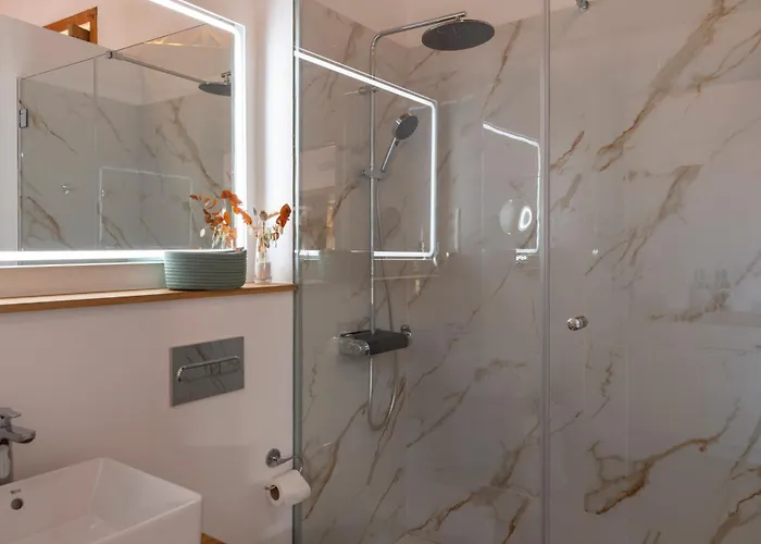 La Casa De La Camelia *