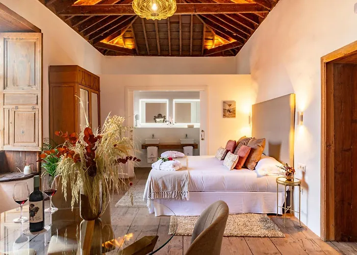 Hotel La Casa De La Camelia