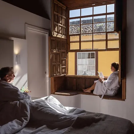 La Casa De La Camelia Otel