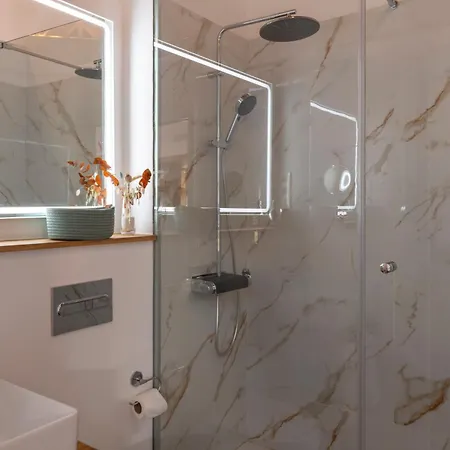 La Casa De La Camelia *