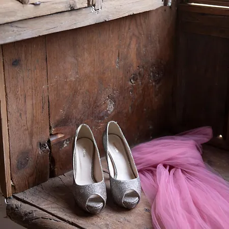 La Casa De La Camelia Otel *