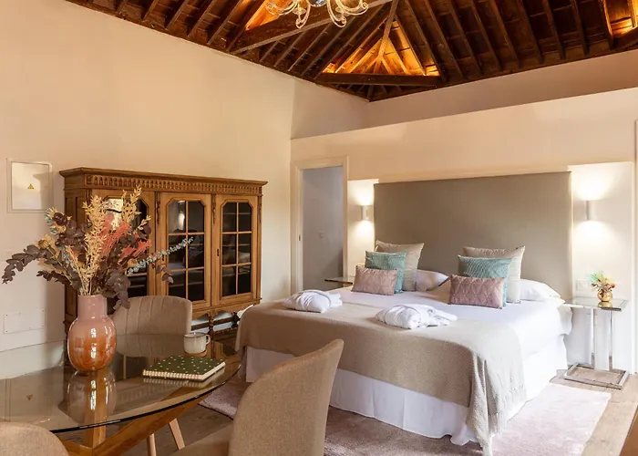 Hotel La Casa De La Camelia