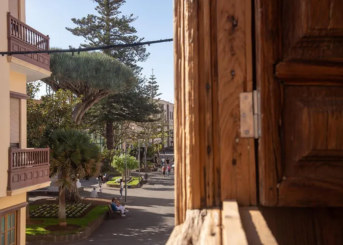 La Casa De La Camelia * La Laguna (Tenerife)