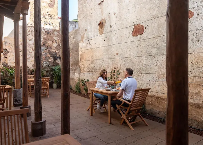 La Casa De La Camelia Hotel