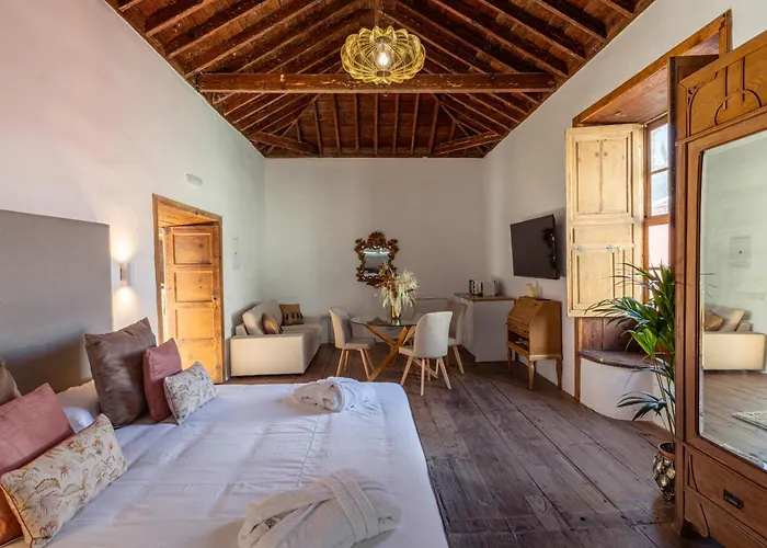 La Casa De La Camelia Hotel La Laguna (Tenerife)